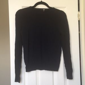 Uniqlo wool crew neck sweater - S